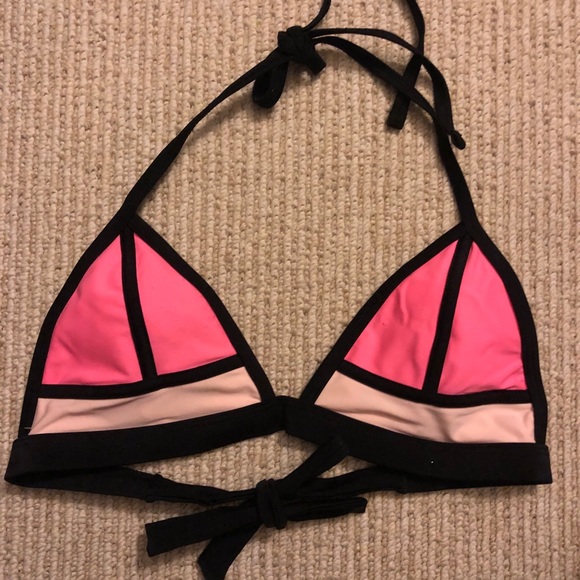 bikini top! - Picture 1 of 4